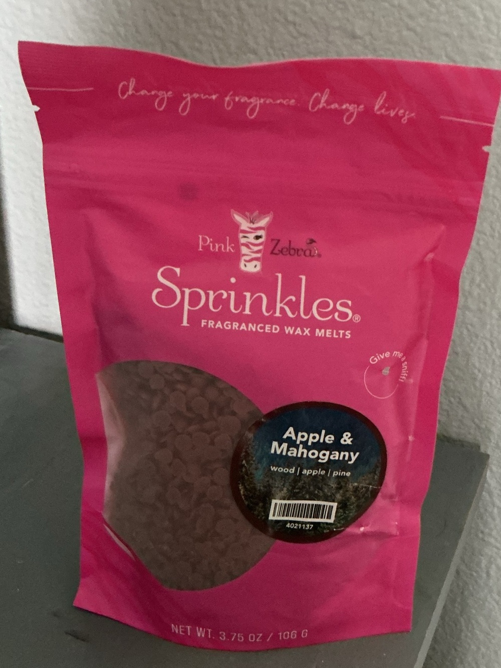 Apple & Mahogany Pink Zebra Sprinkles Wax Melts